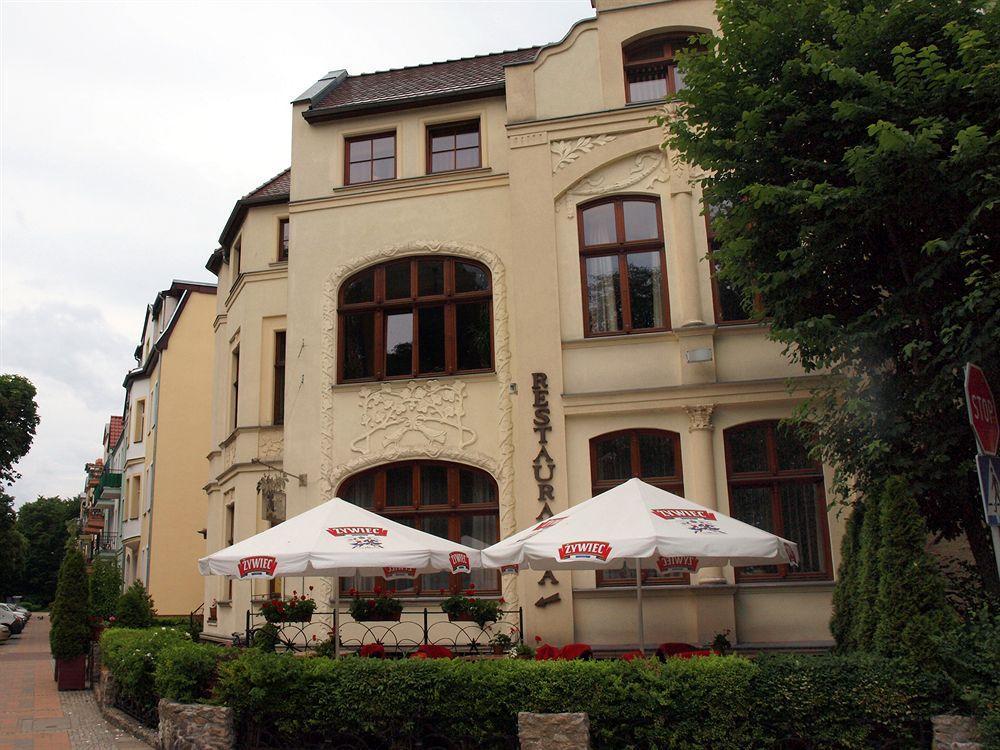 Hotel Kamienica Pod Kasztanami Świnoujście Esterno foto