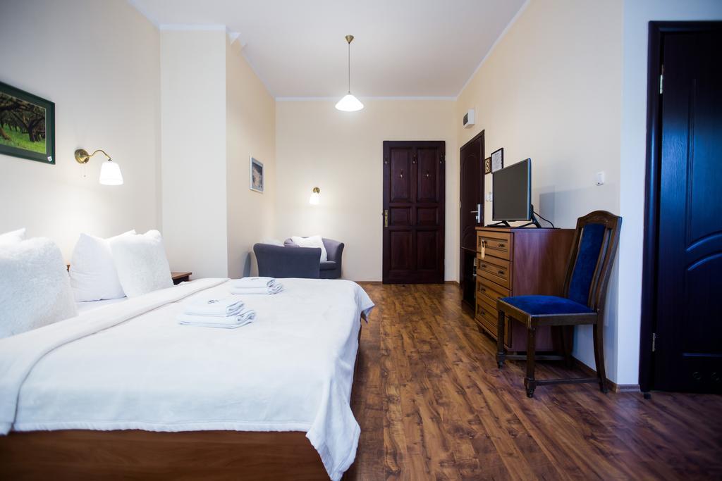 Hotel Kamienica Pod Kasztanami Świnoujście Esterno foto