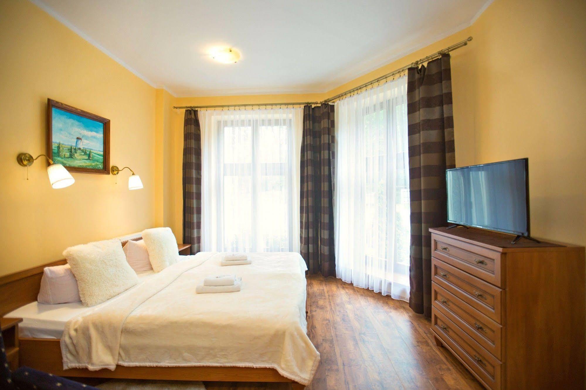 Hotel Kamienica Pod Kasztanami Świnoujście Esterno foto