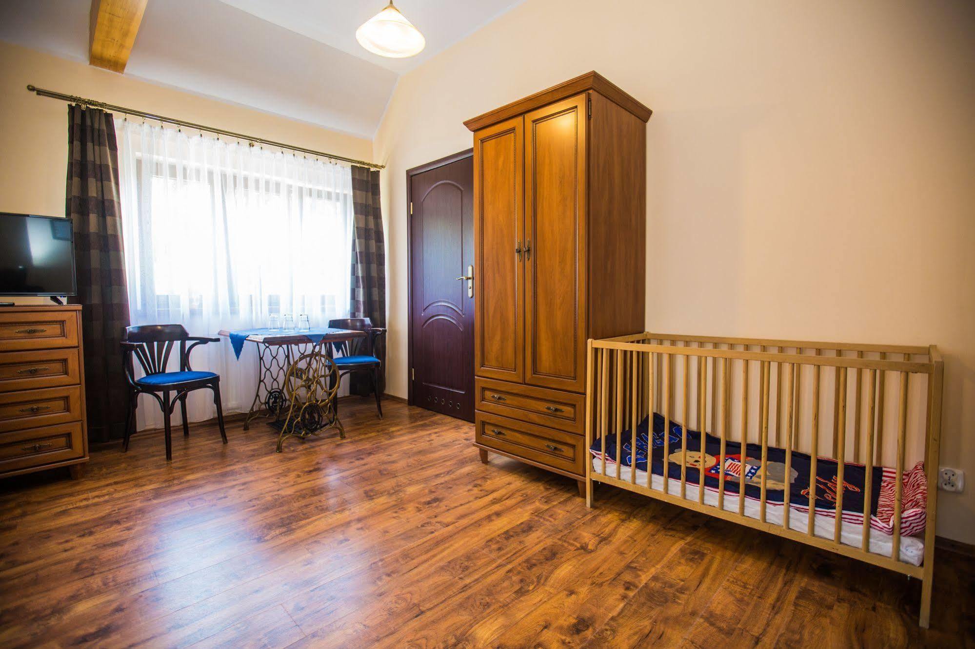 Hotel Kamienica Pod Kasztanami Świnoujście Esterno foto